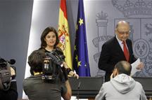 Soraya Sáenz de Santamaría y Cristóbal Montoro (Foto: Pool Moncloa)