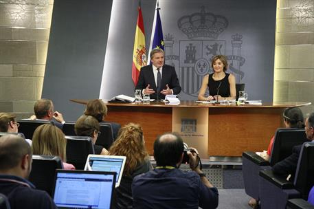 9/06/2017. Consejo de Ministros: Méndez de Vigo y García Tejerina. El ministro de Educación, Cultura y Deporte y portavoz del Gobierno, Íñig...