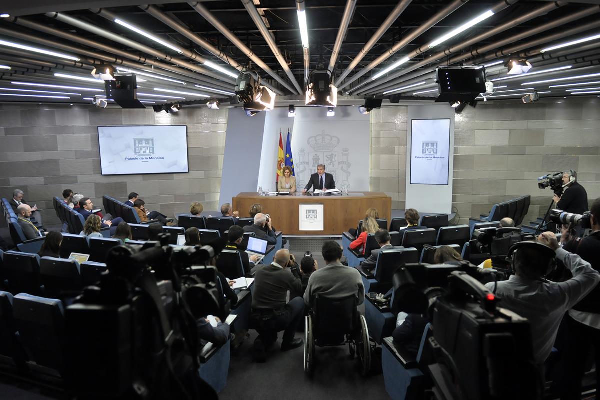 10/11/2017. Consejo de Ministros: Méndez de Vigo y Cospedal. El ministro de Educación, Cultura y Deporte y portavoz del Gobierno, Íñigo Ménd...