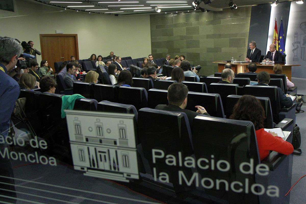 17/03/2017. Consejo de Ministros: Méndez de Vigo y De Guindos. El ministro de Educación, Cultura y Deporte y portavoz del Gobierno, Íñigo Mé...