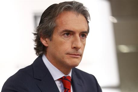 20/01/2017. Consejo de Ministros: Méndez de Vigo, De la Serna y De Guindos. El ministro de Fomento, Íñigo de la Serna, durante la rueda de p...