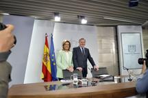 La ministra Fátima Báñez y el ministro Íñigo Méndez de Vigo