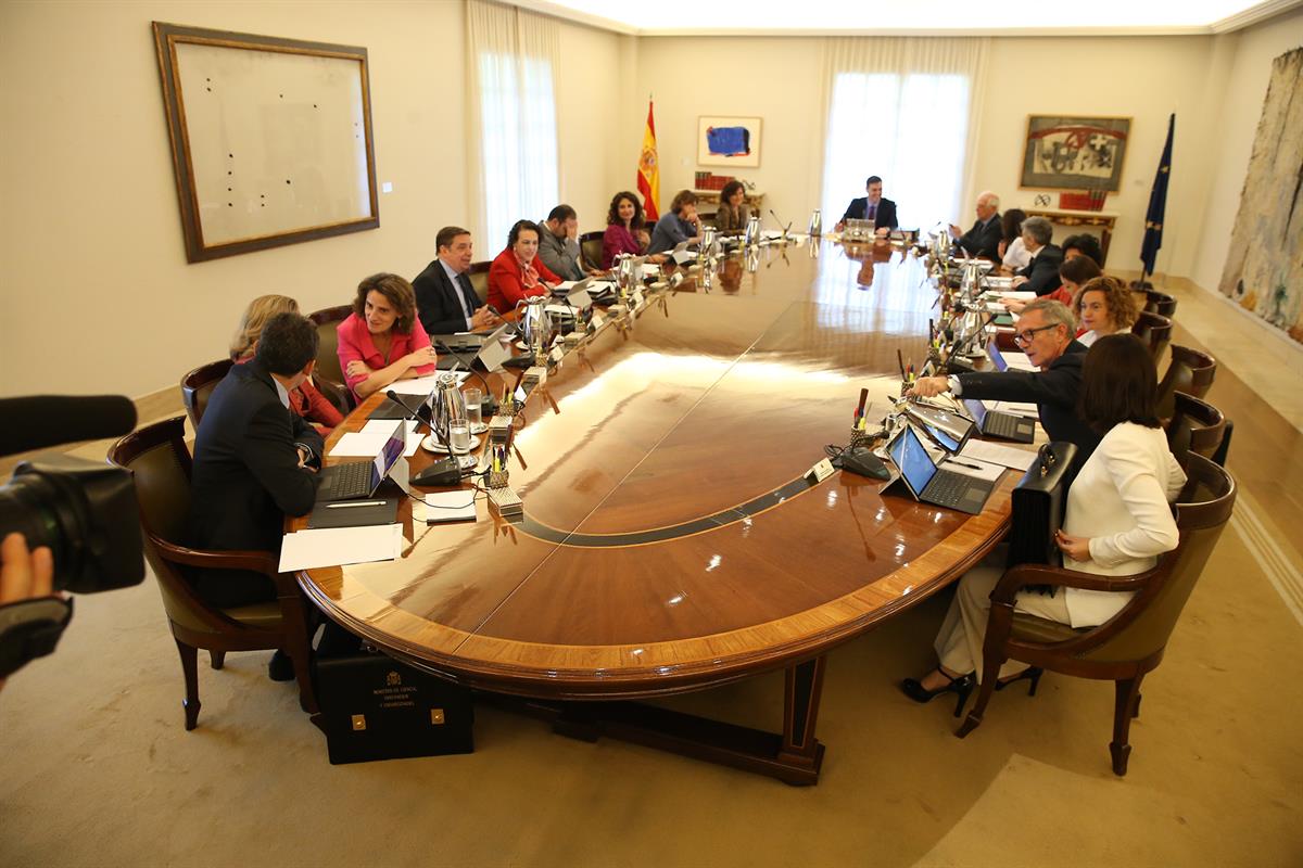 6/07/2018. Gobierno de Pedro Sánchez. El presidente del Gobierno, Pedro Sánchez, preside la reunión del Consejo de Ministras y Ministros en ...
