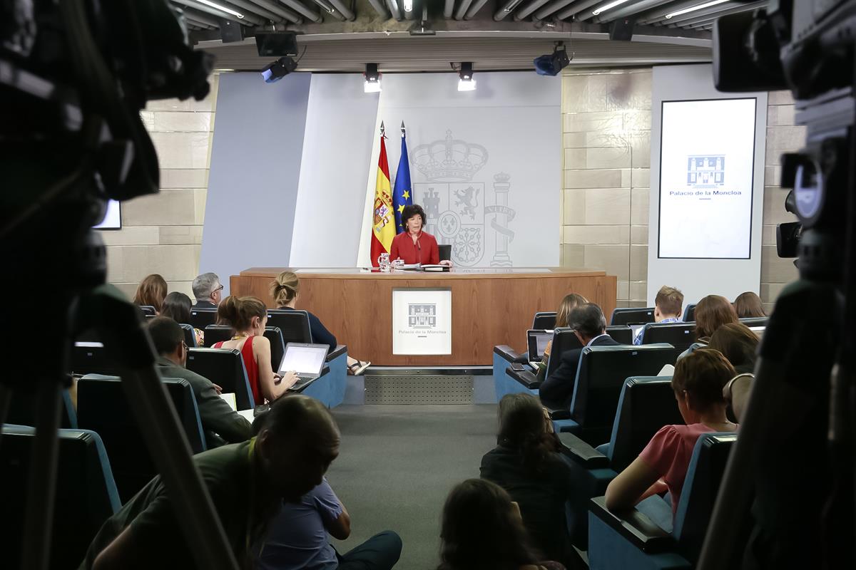 6/07/2018. Rueda de prensa posterior al Consejo de Ministros. La ministra de Educación y Formación Profesional y portavoz del Gobierno, Marí...