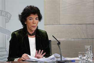 La portavoz del Gobierno, Isabel Celaá, en la rueda de prensa tras el Consejo de Ministros