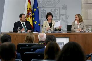 José Luis Ábalos, Isabel Celaá y Nadia Calviño