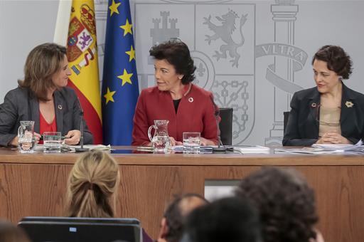 Las ministras Ribera, Celaá y Valerio en la rueda de prensa posterior al Consejo de Ministros