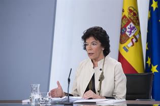 Isabel Celaá durante la rueda de prensa posterior al Consejo de Ministros