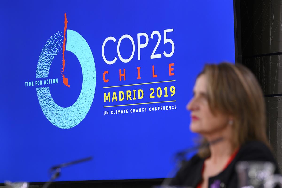 22/11/2019. Consejo de Ministros: Celaá y Ribera. La ministra para la Transición Ecológica en funciones, Teresa Ribera, en la rueda de prens...