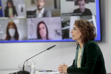 1/12/2020. Consejo de Ministros: María Jesús Montero. La ministra de Hacienda y portavoz del Gobierno, María Jesús Montero, responde a las p...