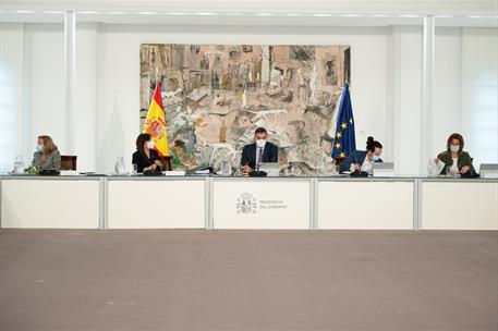 3/11/2020. Reunión del Consejo de Ministros. El presidente del Gobierno, Pedro Sánchez, la vicepresidenta primera y ministra de la Presidenc...
