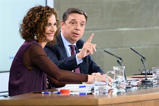 María Jesús Montero y Luis Planas durante la rueda de prensa posterior al Consejo de Ministros