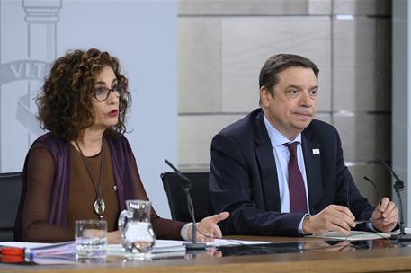 4/02/2020. Consejo de Ministros: María Jesús Montero y Luis Planas. La portavoz del Gobierno y ministra de Hacienda, María Jesús Montero, ac...