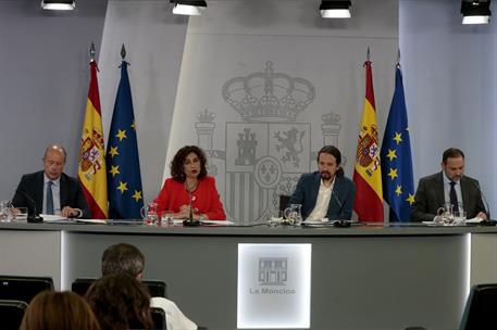 7/07/2020. Consejo de Ministros. El ministro de Justicia, Juan Carlos Campo; la ministra de Hacienda y portavoz del Gobierno, María Jesús Mo...