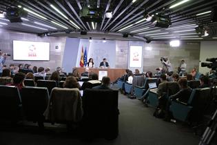 María Jesús Montero y Salvador Illa durante la rueda de prensa posterior al Consejo de Ministros