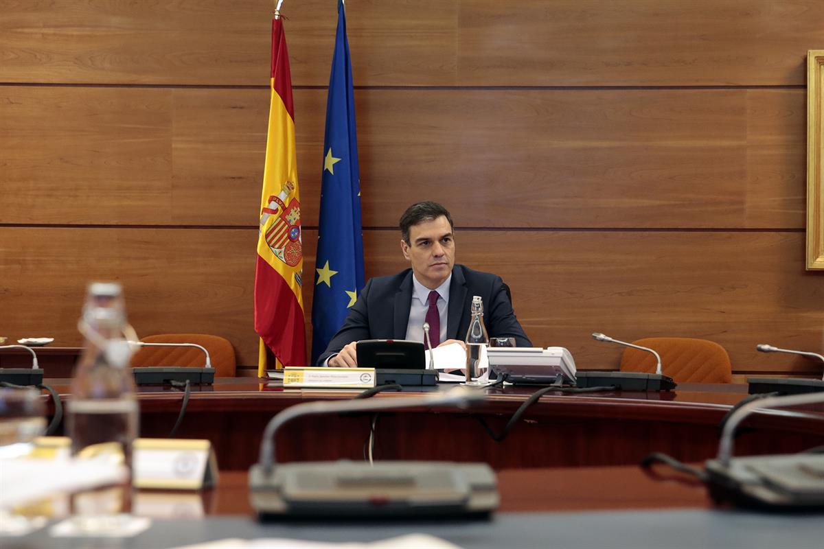 10/04/2020. Consejo de Ministros extraordinario. El presidente del Gobierno, Pedro Sánchez, durante la celebración del Consejo de Ministros ...