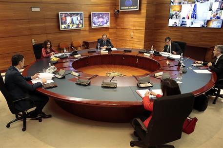 10/04/2020. Consejo de Ministros extraordinario. El presidente del Gobierno, Pedro Sánchez, durante la celebración del Consejo de Ministros ...