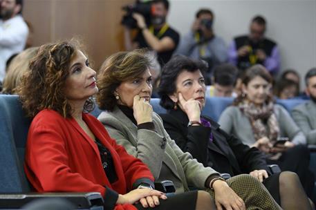 14/01/2020. Consejo de Ministros: Sánchez. La ministra de Hacienda y portavoz del Gobierno, María Jesús Montero; la vicepresidenta primera y...