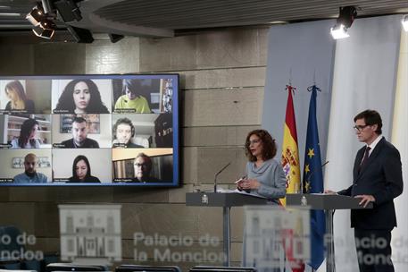 14/04/2020. Consejo de Ministros: María Jesús Montero y Salvador Illa. La ministra de Hacienda y portavoz del Gobierno, María Jesús Montero ...