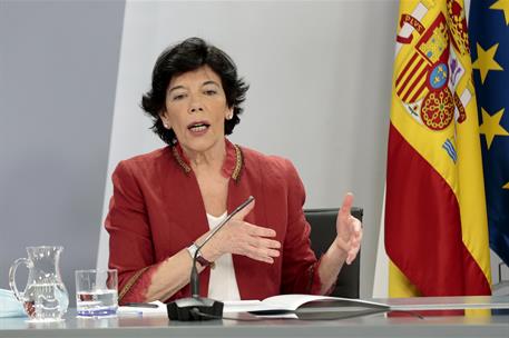 16/06/2020. Consejo de Ministros: Montero, Celaá y Reyes Maroto. La ministra de Educación y Formación Profesional, Isabel Celaá, durante su ...