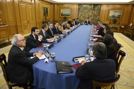 18/02/2020. Consejo de Ministros deliberativo presidido por S.M. el Rey. El Rey, Felipe VI, acompañado del presidente del Gobierno, Pedro Sá...