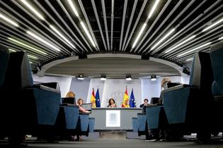 Sala de prensa durante las comparecencias tras el Consejo de Ministros