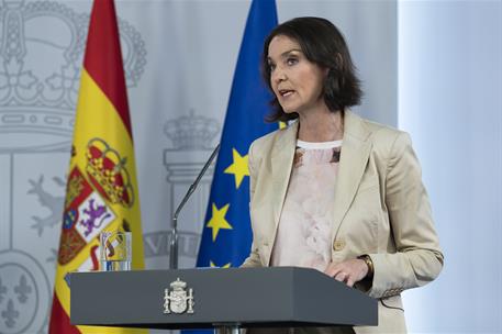 26/05/2020. Consejo de Ministros: Montero, Grande-Marlaska y Reyes Maroto. La ministra de Industria, Comercio y Turismo, María Reyes Maroto,...