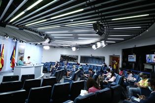 Sala de prensa durante la comparecencia de las ministras Isabel Rodríguez y Teresa Ribera