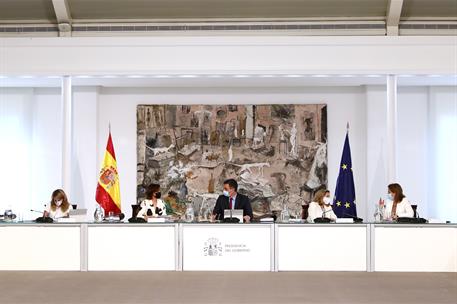 8/06/2021. Reunión del Consejo de Ministros. El presidente del Gobierno, Pedro Sánchez, la vicepresidenta primera y ministra de la Presidenc...