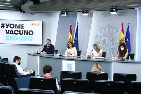 8/06/2021. Rueda de prensa posterior al Consejo de Ministros: M.J. Montero, Díaz, Ábalos y Belarra. La ministra de Hacienda y portavoz del G...