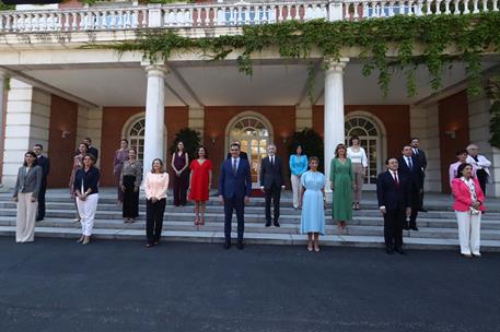 13/07/2021. El nuevo Ejecutivo asiste a la reunión del Consejo de Ministros. Foto de familia del nuevo Ejecutivo en la escalinata del Palaci...