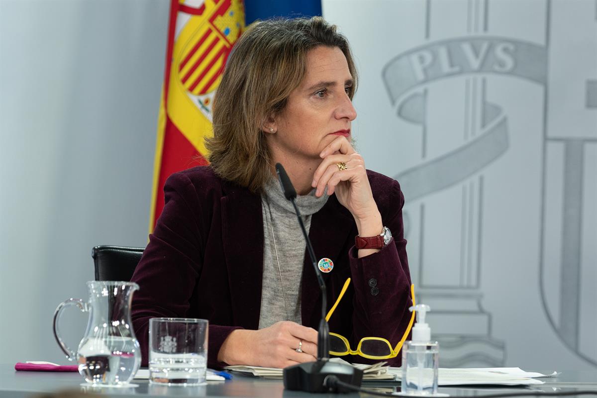 19/01/2021. Consejo de Ministros: Montero, Ribera y Garzón. La vicepresidente cuarta y ministra para la Transición Ecológica y el Reto Demog...