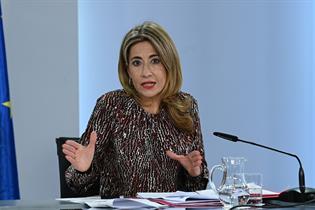 La ministra de Transportes, Movilidad y Agenda Urbana, Raquel Sánchez