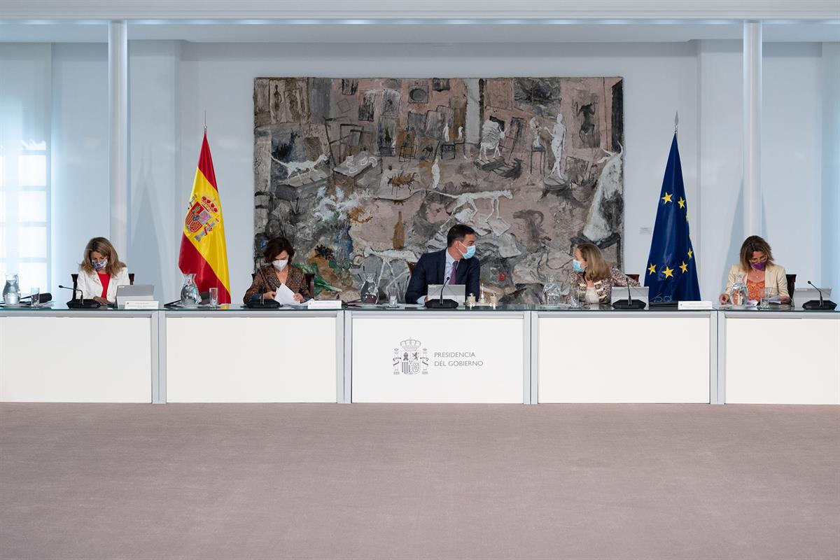 24/06/2021. Reunión del Consejo de Ministros extraordinario. El presidente del Gobierno, Pedro Sánchez, la vicepresidenta primera y ministra...