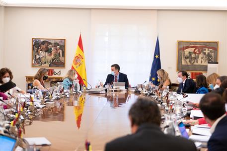 27/07/2021. Reunión del Consejo de Ministros. El presidente del Gobierno, Pedro Sánchez, la vicepresidenta primera y ministra de Asuntos Eco...