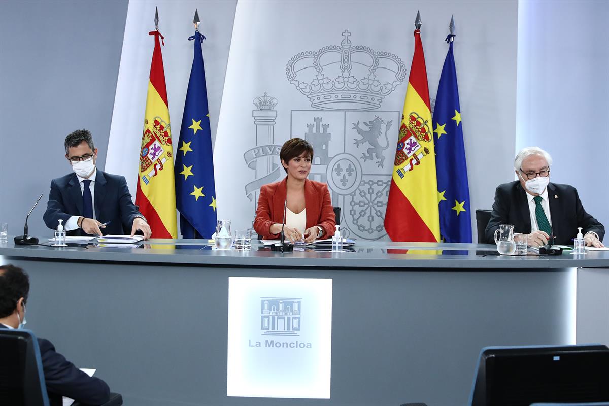 31/08/2021. Rueda de prensa posterior al Consejo de Ministros: Rodríguez, Bolaños y Castells. La ministra de Política Territorial y portavoz...