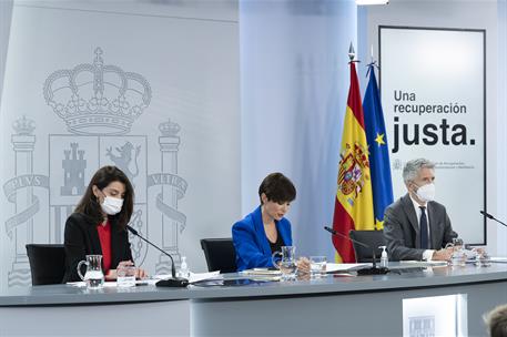 4/03/2022. Rueda de prensa posterior al Consejo de Ministros: Llop, Rodríguez y Grande-Marlaska. La ministra de Justicia, Pilar Llop, la min...
