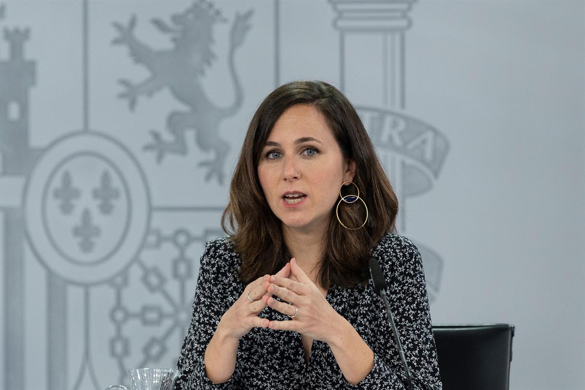 13/12/2022. Rueda de prensa tras el Consejo de Ministros: Isabel Rodríguez, Raquel Sánchez e Ione Belarra. La ministra de Derechos Sociales ...