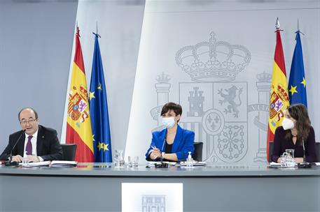 15/02/2022. Rueda de prensa posterior al Consejo de Ministros: Isabel Rodríguez, Miquel Iceta e Irene Montero. La ministra de Política Terri...