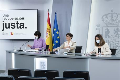 18/02/2022. Rueda de prensa posterior al Consejo de Ministros extraordinario: Isabel Rodríguez, Ione Belarra y Diana Morant. La ministra de ...