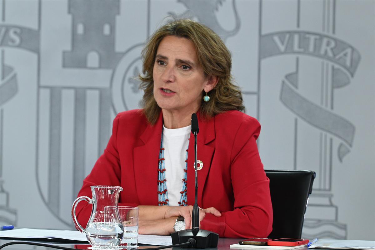 22/11/2022. Rueda de prensa tras el Consejo de Ministros: Isabel Rodríguez, Nadia Calviño y Teresa Ribera. La vicepresidenta tercera y minis...