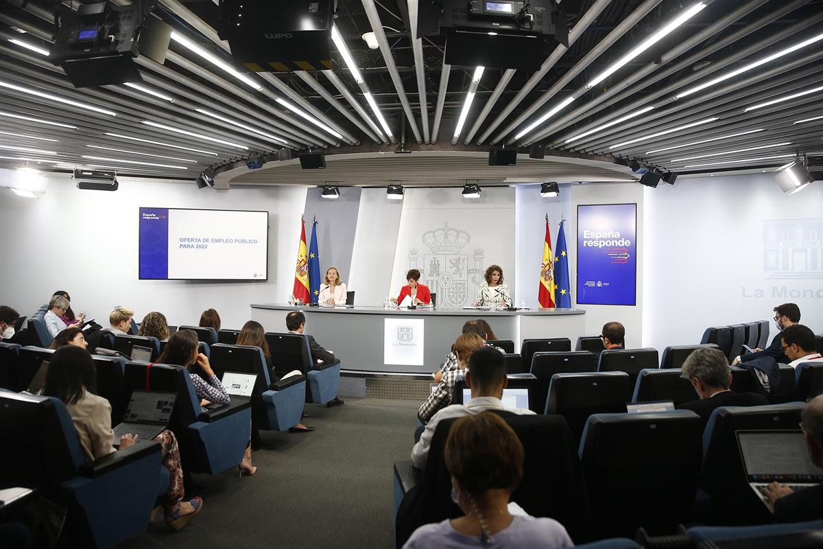 24/05/2022. Rueda de prensa tras el Consejo de Ministros: Isabel Rodríguez, Nadia Calviño y María Jesús Montero. La ministra de Política Ter...