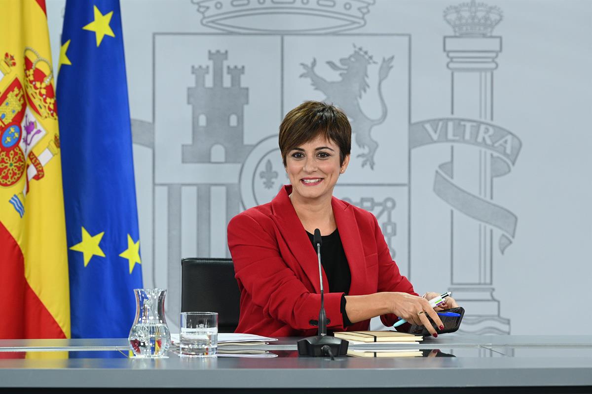 31/10/2022. Rueda de prensa tras el Consejo de Ministros: Isabel Rodríguez. La ministra de Política Territorial y portavoz del Gobierno, Isa...