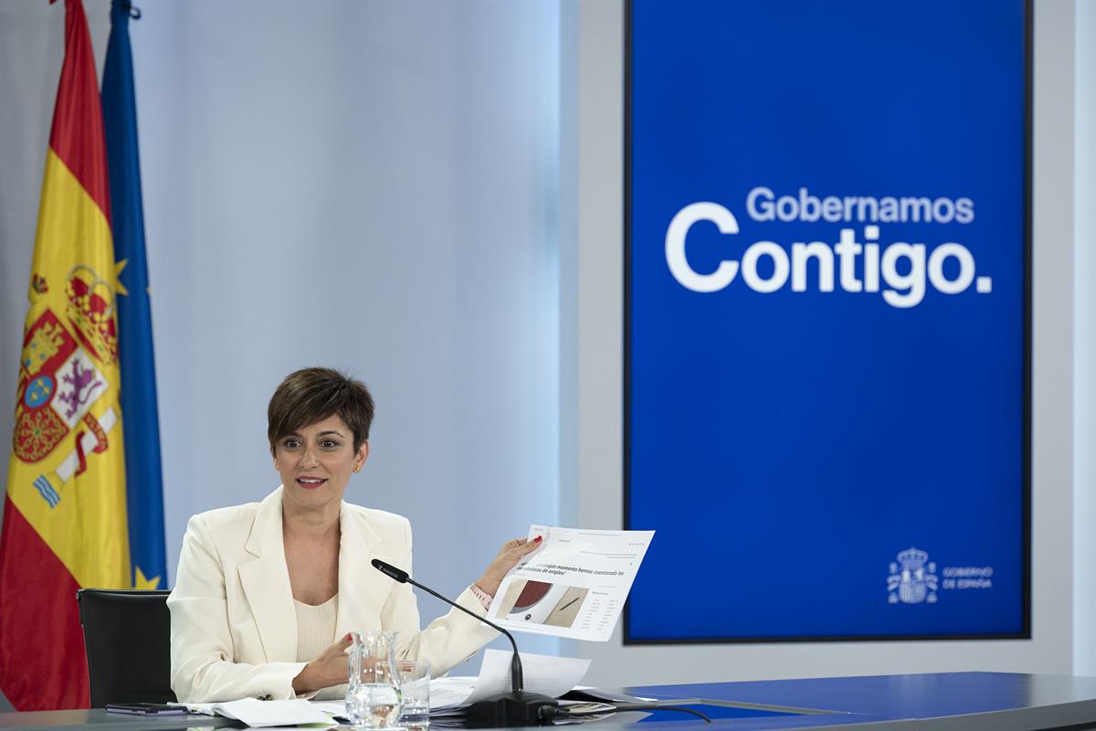 La ministra de Política Territorial y portavoz del Gobierno, Isabel Rodríguez, en la rueda de prensa posterior al Consejo.