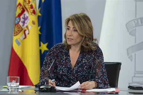 4/04/2023. Rueda de prensa tras el Consejo de Ministros: Isabel Rodríguez y Raquel Sánchez. La ministra de Transportes, Movilidad y Agenda U...