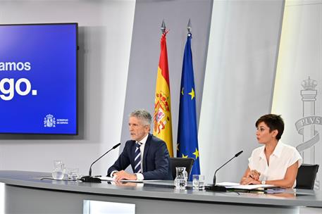 5/09/2023. Rueda de prensa tras el Consejo de Ministros: Isabel Rodríguez y Fernando Grande Marlaska. Isabel Rodríguez y Fernando Grande-Mar...