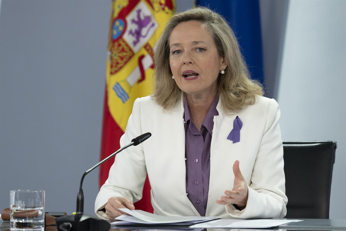 7/03/2023. Rueda de prensa tras el Consejo de Ministros: Isabel Rodríguez, Nadia Calviño, y Diana Morant. La vicepresidenta primera y minist...