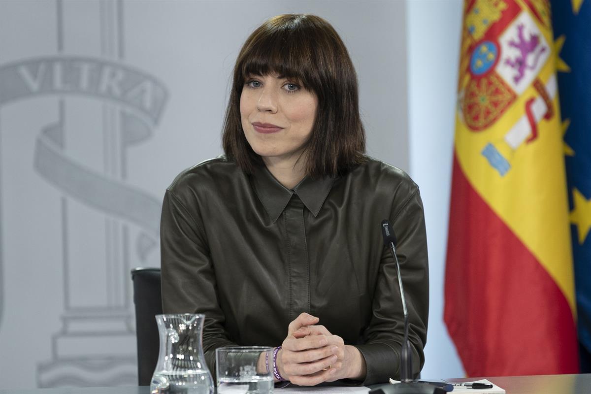 7/03/2023. Rueda de prensa tras el Consejo de Ministros: Isabel Rodríguez, Nadia Calviño, y Diana Morant. La ministra de Ciencia e Innovació...