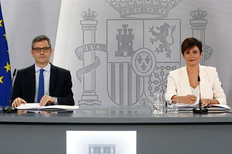 10/10/2023. Rueda de prensa tras el Consejo de Ministros: Isabel Rodríguez y Félix Bolaños. La ministra de Política Territorial y portavoz d...