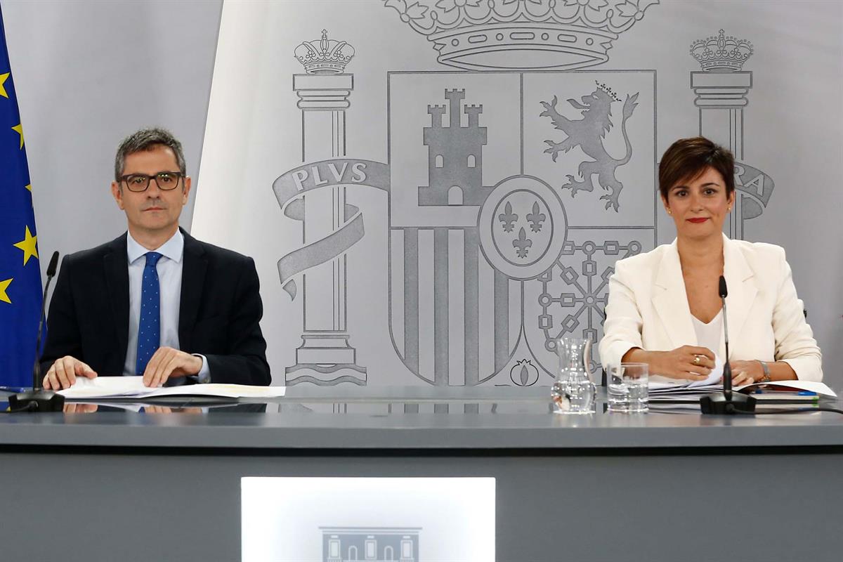 10/10/2023. Rueda de prensa tras el Consejo de Ministros: Isabel Rodríguez y Félix Bolaños. La ministra de Política Territorial y portavoz d...